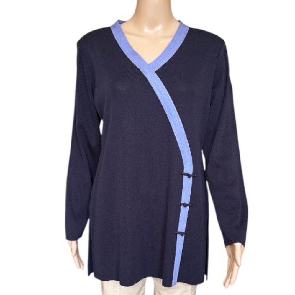 Misook Navy Blue Tunic Top with Light Blue Trim Asian Style Buttons Size M 10/12